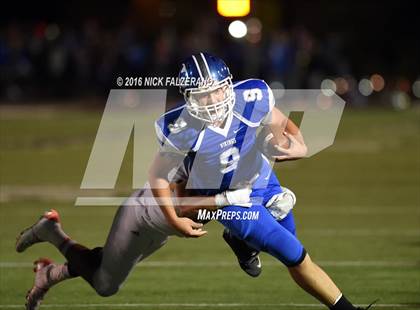 Thumbnail 3 in Miamisburg vs. La Salle (OSHSAA Division 2 Regional Final) photogallery.