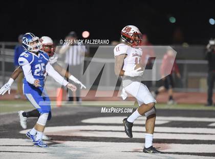Thumbnail 2 in Miamisburg vs. La Salle (OSHSAA Division 2 Regional Final) photogallery.