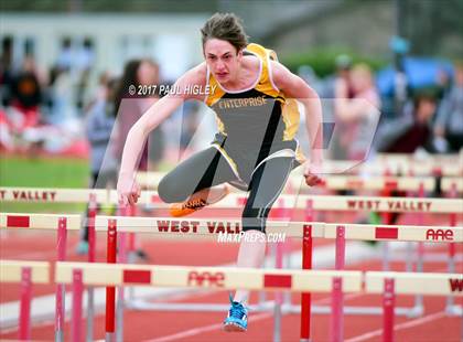 Thumbnail 1 in Eagle Classic Relays photogallery.