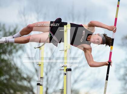 Thumbnail 1 in Eagle Classic Relays photogallery.