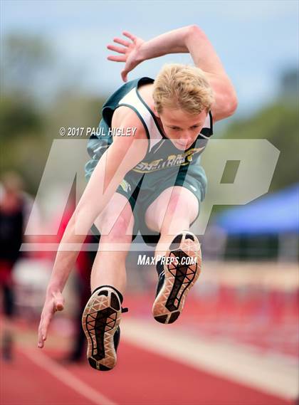 Thumbnail 3 in Eagle Classic Relays photogallery.