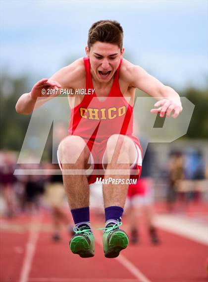 Thumbnail 3 in Eagle Classic Relays photogallery.