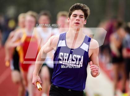 Thumbnail 2 in Eagle Classic Relays photogallery.