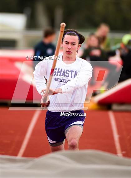 Thumbnail 3 in Eagle Classic Relays photogallery.