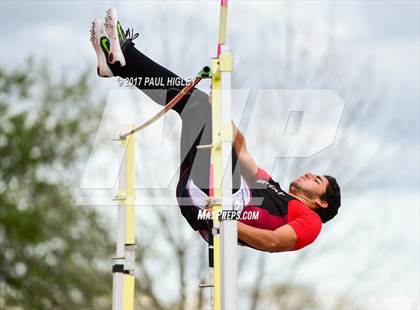 Thumbnail 2 in Eagle Classic Relays photogallery.
