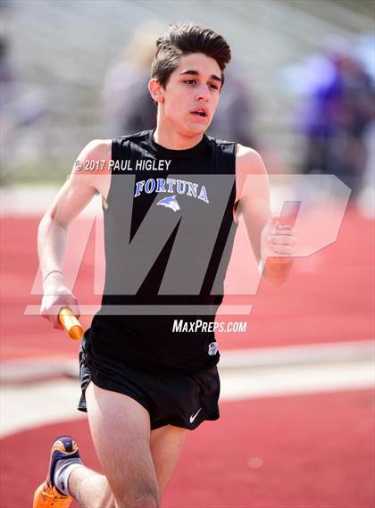 Thumbnail 2 in Eagle Classic Relays photogallery.