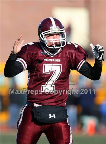 Thumbnail 3 in Clinton vs Leicester (MIAA Division 5 Central Final) photogallery.