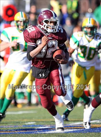 Thumbnail 1 in Clinton vs Leicester (MIAA Division 5 Central Final) photogallery.