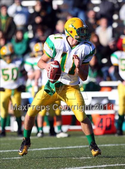 Thumbnail 2 in Clinton vs Leicester (MIAA Division 5 Central Final) photogallery.
