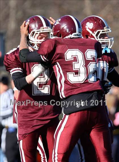 Thumbnail 2 in Clinton vs Leicester (MIAA Division 5 Central Final) photogallery.