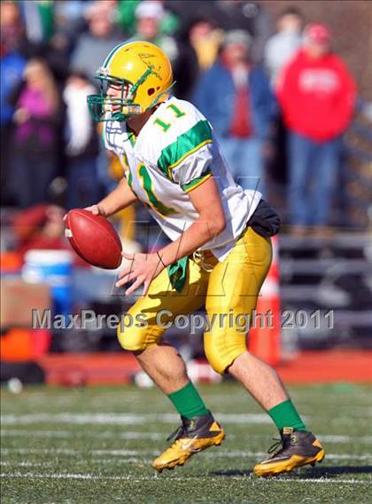 Thumbnail 2 in Clinton vs Leicester (MIAA Division 5 Central Final) photogallery.