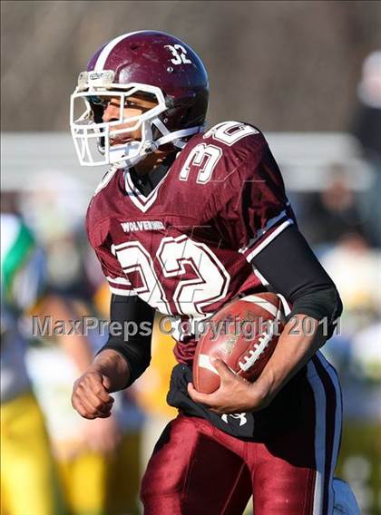 Thumbnail 3 in Clinton vs Leicester (MIAA Division 5 Central Final) photogallery.