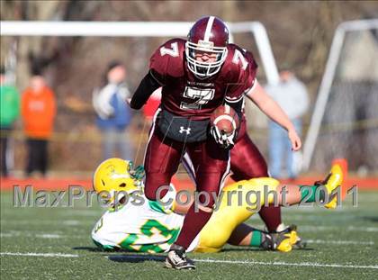 Thumbnail 2 in Clinton vs Leicester (MIAA Division 5 Central Final) photogallery.