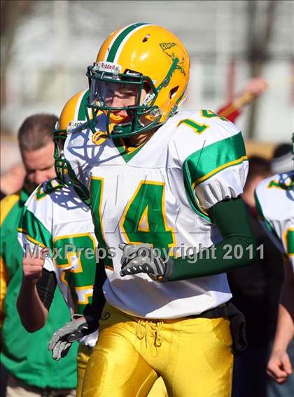 Thumbnail 3 in Clinton vs Leicester (MIAA Division 5 Central Final) photogallery.