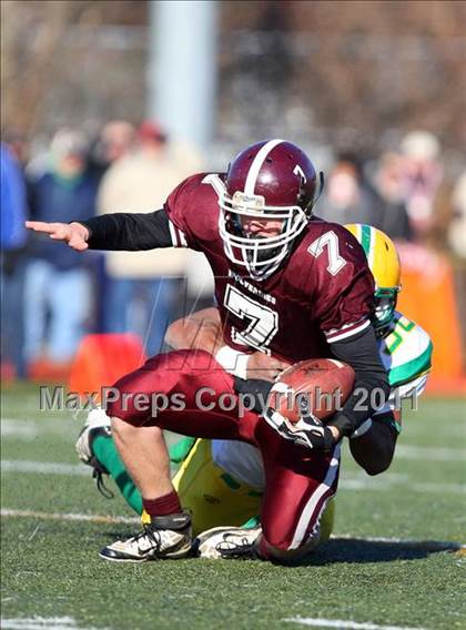 Thumbnail 3 in Clinton vs Leicester (MIAA Division 5 Central Final) photogallery.
