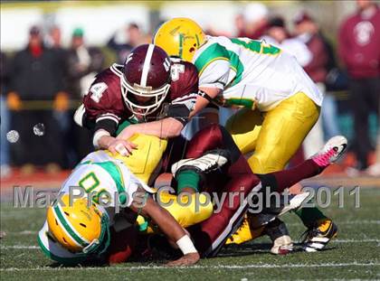 Thumbnail 3 in Clinton vs Leicester (MIAA Division 5 Central Final) photogallery.