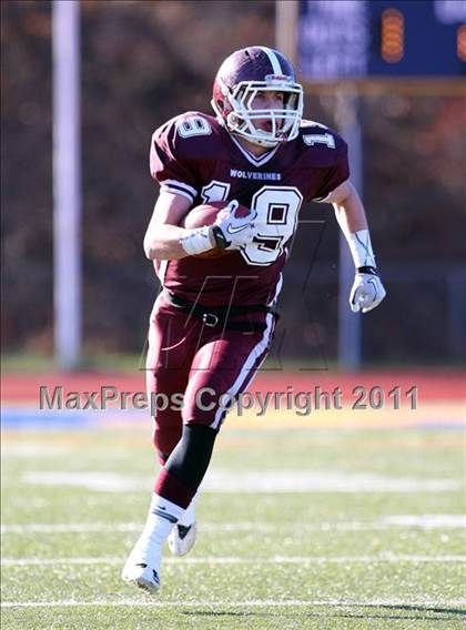 Thumbnail 2 in Clinton vs Leicester (MIAA Division 5 Central Final) photogallery.