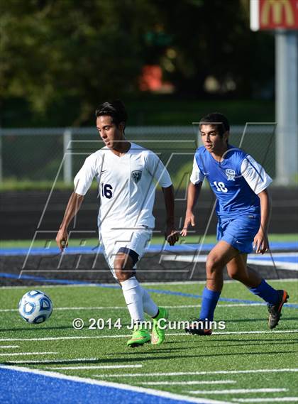 Thumbnail 2 in Wheaton North @ Lake Park photogallery.