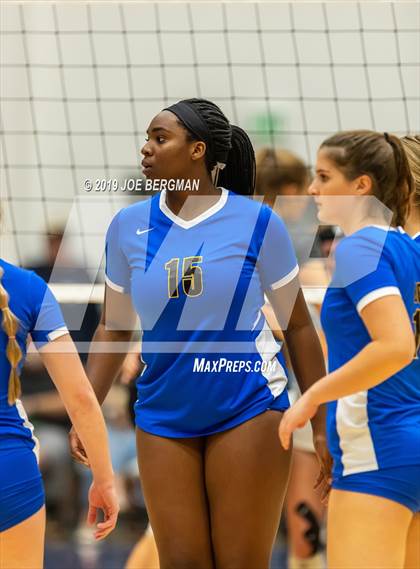 Thumbnail 3 in Bakersfield Christian vs. Stockdale (CIF-CS D2 Final) photogallery.
