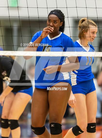 Thumbnail 3 in Bakersfield Christian vs. Stockdale (CIF-CS D2 Final) photogallery.