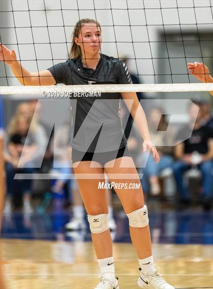 Thumbnail 2 in Bakersfield Christian vs. Stockdale (CIF-CS D2 Final) photogallery.