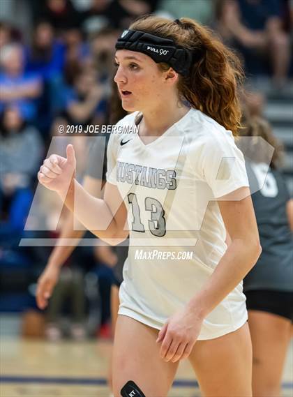 Thumbnail 2 in Bakersfield Christian vs. Stockdale (CIF-CS D2 Final) photogallery.