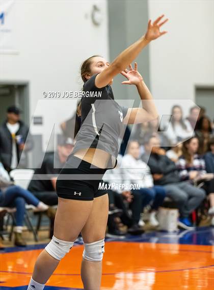 Thumbnail 1 in Bakersfield Christian vs. Stockdale (CIF-CS D2 Final) photogallery.