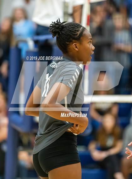 Thumbnail 3 in Bakersfield Christian vs. Stockdale (CIF-CS D2 Final) photogallery.