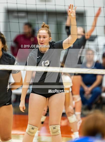 Thumbnail 1 in Bakersfield Christian vs. Stockdale (CIF-CS D2 Final) photogallery.