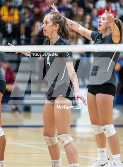 Thumbnail 3 in Bakersfield Christian vs. Stockdale (CIF-CS D2 Final) photogallery.