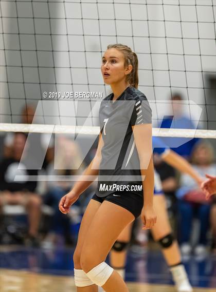 Thumbnail 2 in Bakersfield Christian vs. Stockdale (CIF-CS D2 Final) photogallery.
