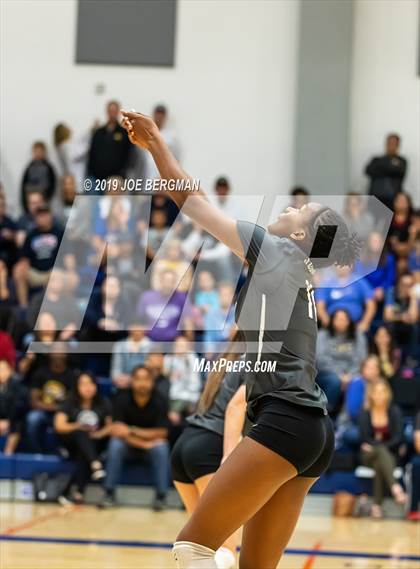 Thumbnail 3 in Bakersfield Christian vs. Stockdale (CIF-CS D2 Final) photogallery.