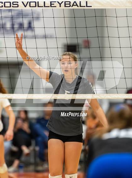Thumbnail 3 in Bakersfield Christian vs. Stockdale (CIF-CS D2 Final) photogallery.