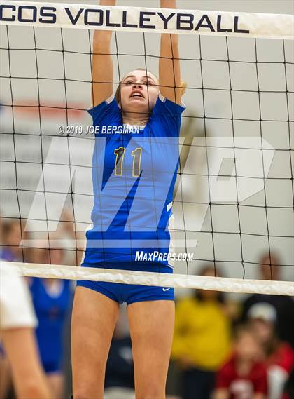 Thumbnail 1 in Bakersfield Christian vs. Stockdale (CIF-CS D2 Final) photogallery.