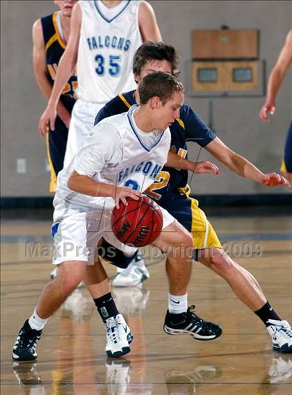 Thumbnail 3 in Catalina Foothills vs. Mission Prep (MaxPreps Holiday Classic) photogallery.