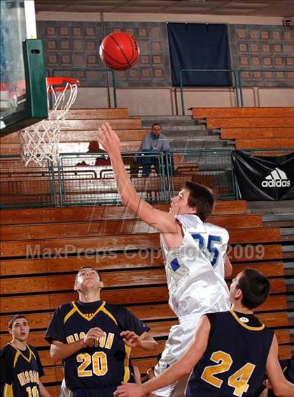 Thumbnail 2 in Catalina Foothills vs. Mission Prep (MaxPreps Holiday Classic) photogallery.