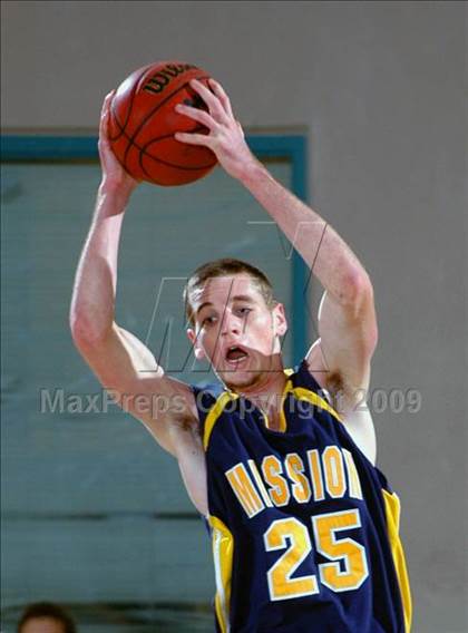 Thumbnail 1 in Catalina Foothills vs. Mission Prep (MaxPreps Holiday Classic) photogallery.