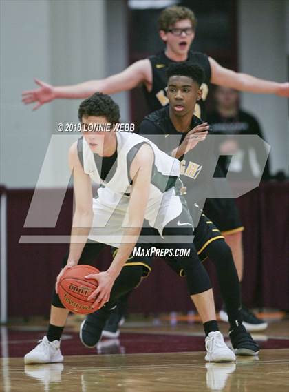 Thumbnail 2 in McQuaid Jesuit vs. Rice Memorial (Spalding Hoophall Classic) photogallery.