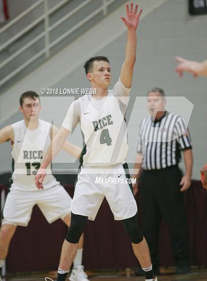 Thumbnail 3 in McQuaid Jesuit vs. Rice Memorial (Spalding Hoophall Classic) photogallery.