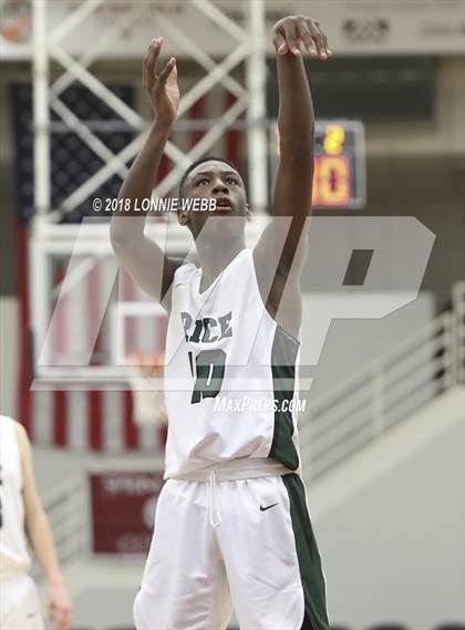 Thumbnail 1 in McQuaid Jesuit vs. Rice Memorial (Spalding Hoophall Classic) photogallery.