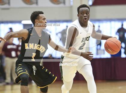 Thumbnail 2 in McQuaid Jesuit vs. Rice Memorial (Spalding Hoophall Classic) photogallery.