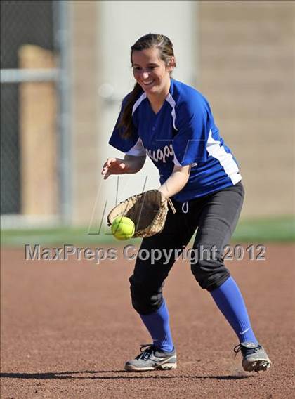 Thumbnail 3 in El Dorado @ Vista del Lago photogallery.