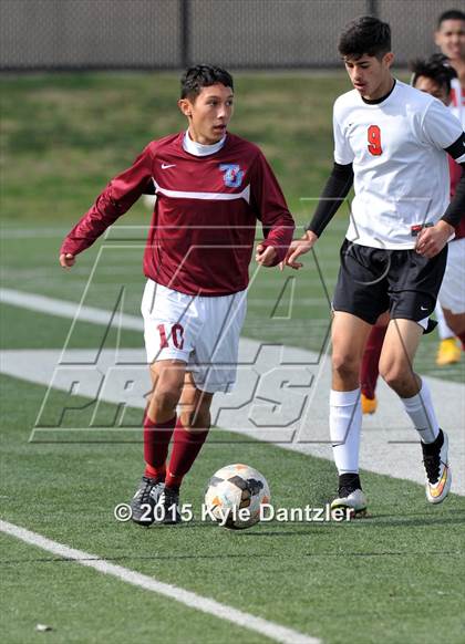 Thumbnail 3 in Diamond Hill-Jarvis vs Jefferson (Birdville Tournament) photogallery.