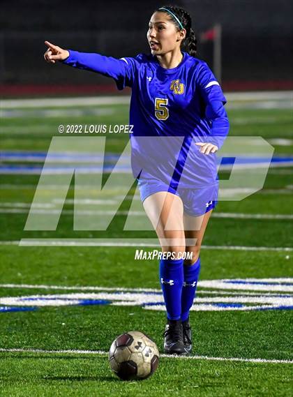 Thumbnail 2 in Covina @ Charter Oak photogallery.