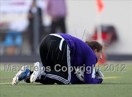 Thumbnail 2 in Rock Canyon vs. Cherry Creek (CHSAA Semifinal Playoff) photogallery.