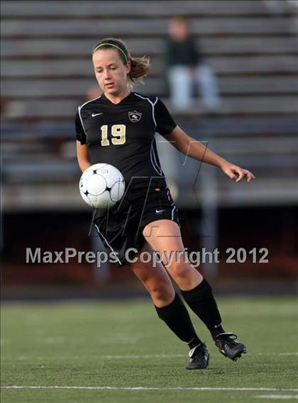 Thumbnail 1 in Rock Canyon vs. Cherry Creek (CHSAA Semifinal Playoff) photogallery.