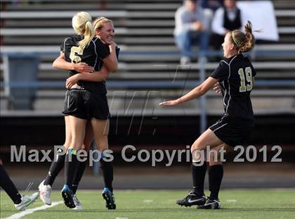 Thumbnail 1 in Rock Canyon vs. Cherry Creek (CHSAA Semifinal Playoff) photogallery.