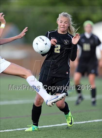 Thumbnail 3 in Rock Canyon vs. Cherry Creek (CHSAA Semifinal Playoff) photogallery.