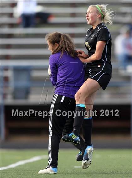 Thumbnail 2 in Rock Canyon vs. Cherry Creek (CHSAA Semifinal Playoff) photogallery.