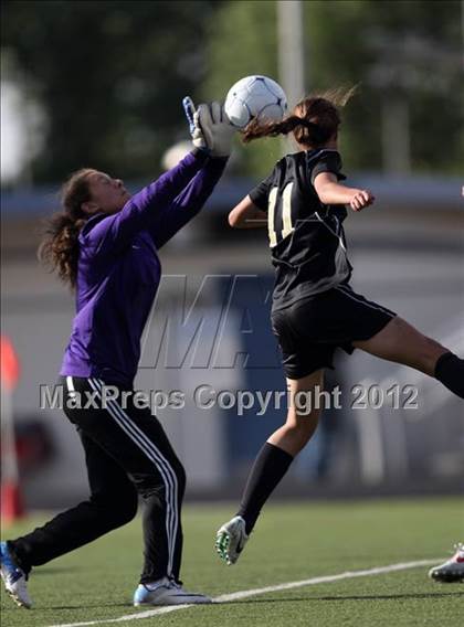 Thumbnail 1 in Rock Canyon vs. Cherry Creek (CHSAA Semifinal Playoff) photogallery.